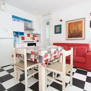 eco-del-mare-apartments.emilia-romagnahotels.net/